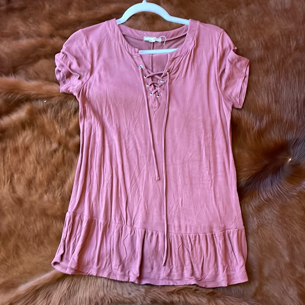 Plum lace front tshirt